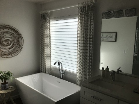 Hunter Douglas Dealer Image