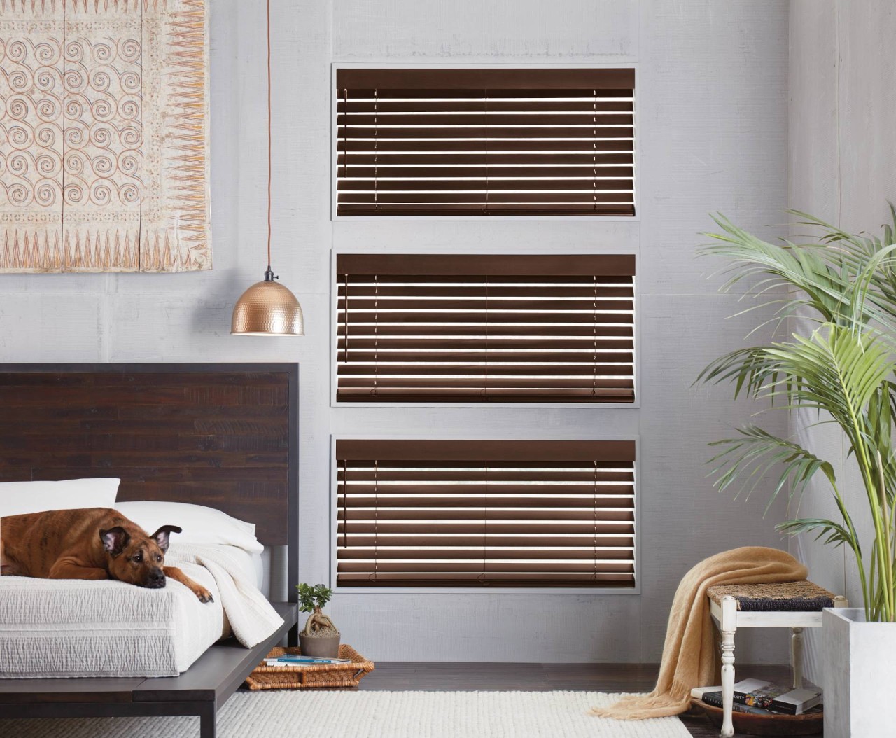 Hunter Douglas Parkland® Wood Blinds in a bedroom near Spokane, Washington (WA)